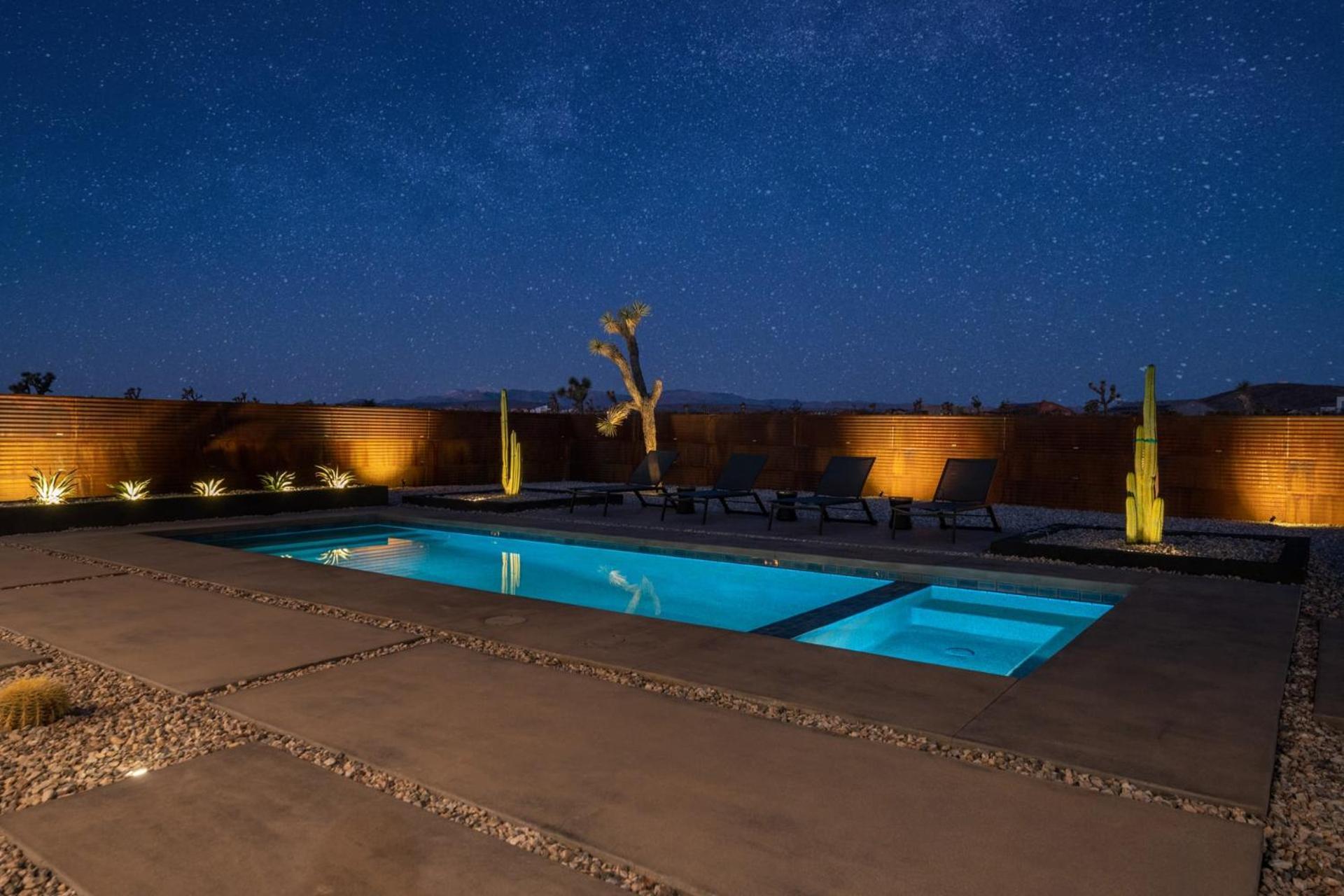 Luxury Family Villas Joshua Tree Exterior photo