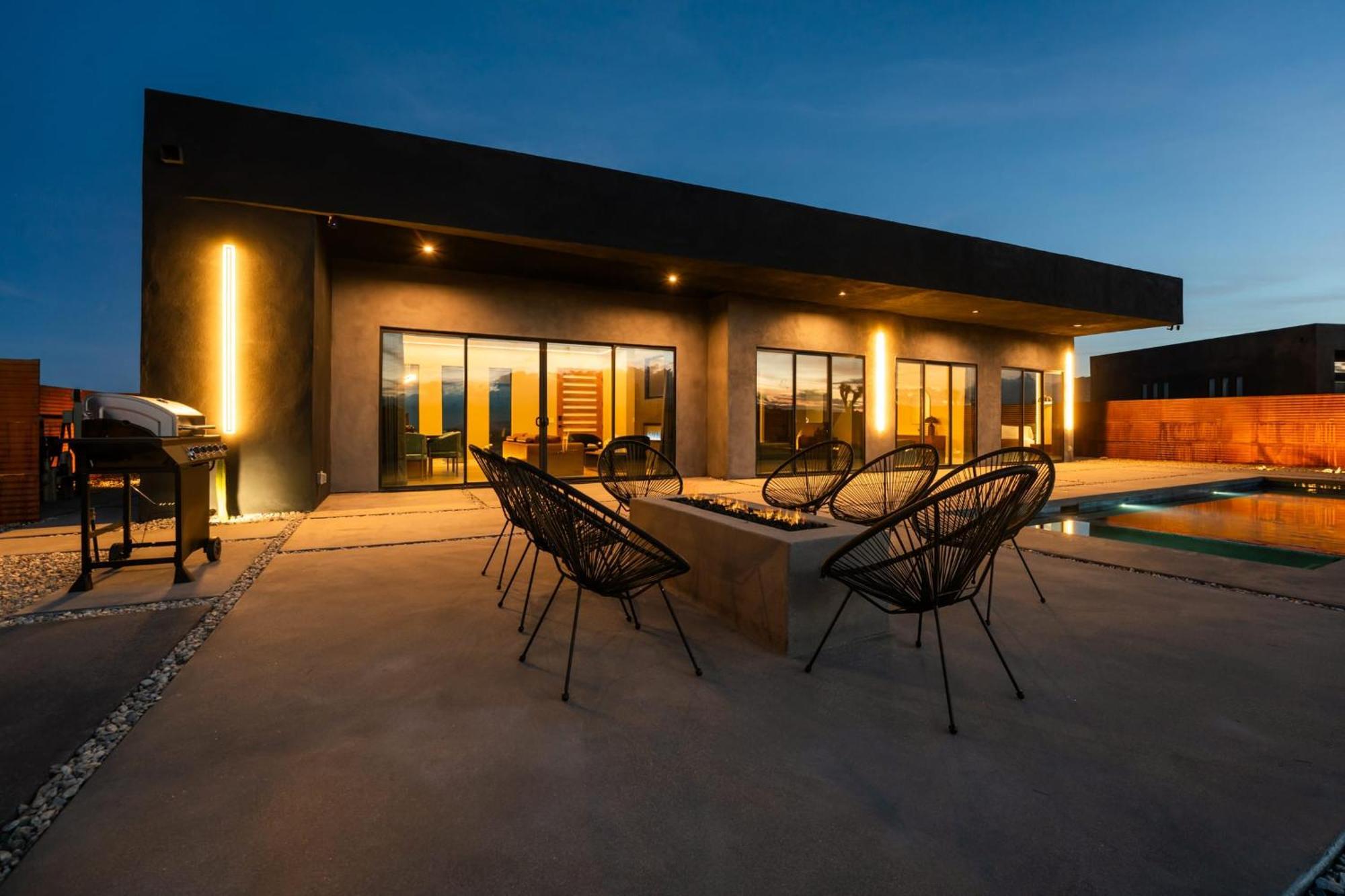 Luxury Family Villas Joshua Tree Exterior photo