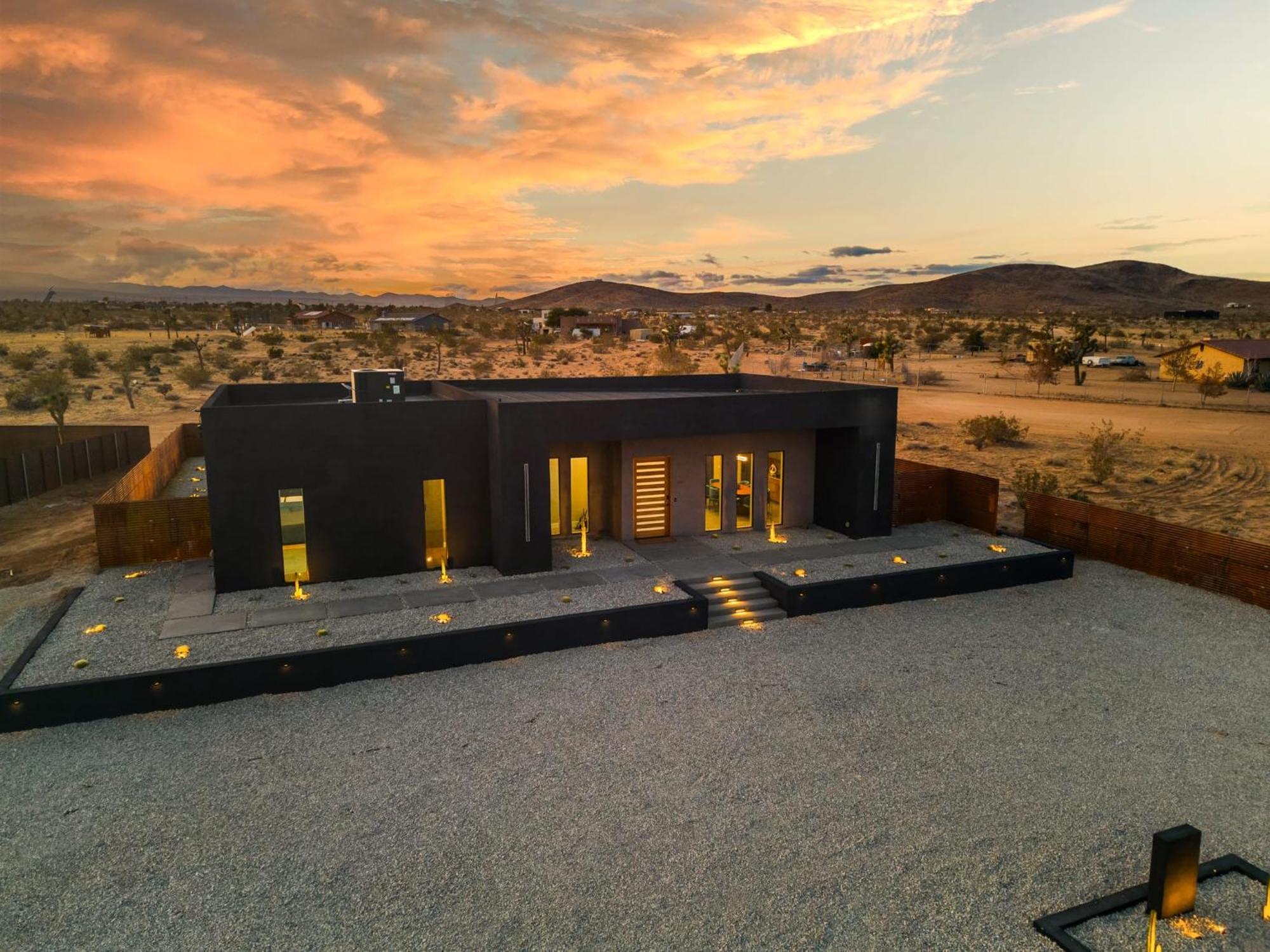 Luxury Family Villas Joshua Tree Exterior photo