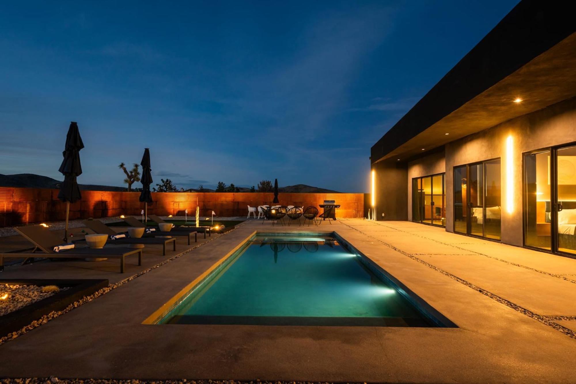 Luxury Family Villas Joshua Tree Exterior photo